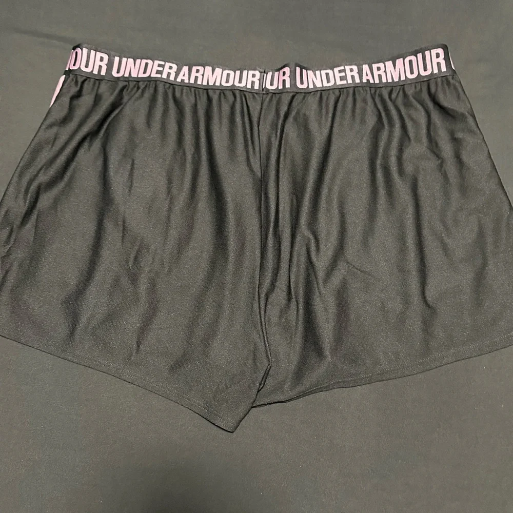 Under Armour Women's Shorts - Picture 6 of 6